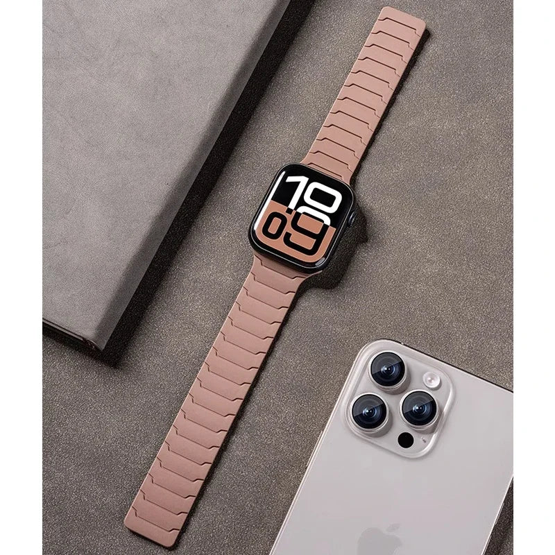 Magnetic Strap For Apple Watch Bands 46mm 42mm 49mm 45mm 44mm 41 Silicone Sport Bracelet iWatch Series ultra3 11 10 9 8 7 6 5 SE
